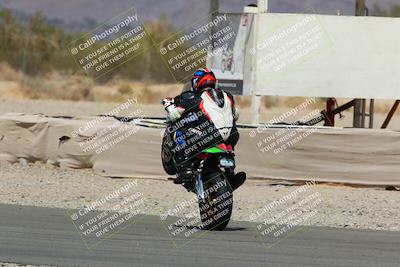 media/Mar-13-2022-SoCal Trackdays (Sun) [[112cf61d7e]]/Turn 4 (145pm)/